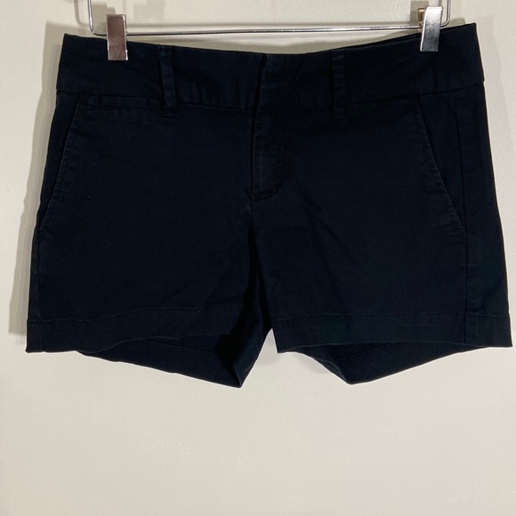 ✨3/$25✨Denver Hayes "Mia" Shorts - 4 - Picture 1 of 5